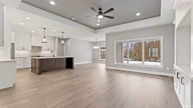 17810 Tullymore Ln, Condo with 3 bedrooms, 2 bathrooms and null parking in Leo IN | Image 9