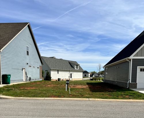 62 Dry Fork Dr, Winchester, TN, 37398-1774 | Card Image