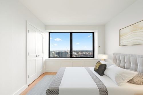 apt-34d-85 E India Row, Boston, MA, 02110-3394 | Card Image