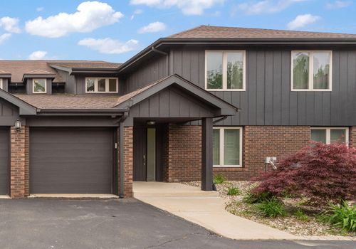 2549 N Lakeshore Dr, Crown Point, IN, 46307-7044 | Card Image