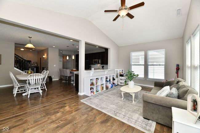 1291 Timber Bluff Rd, House other with 4 bedrooms, 3 bathrooms and null parking in Westfield IN | Image 18