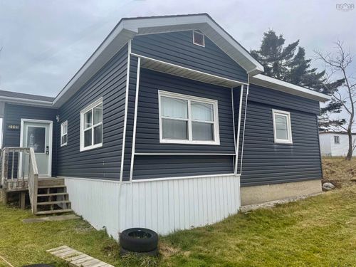 2961 Main St, Clark's Harbour, NS, B0W1P0 | Card Image