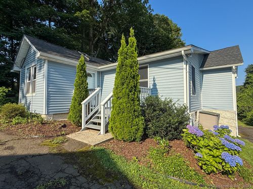 51 Vista Ave, Danbury, CT, 06811-3136 | Card Image