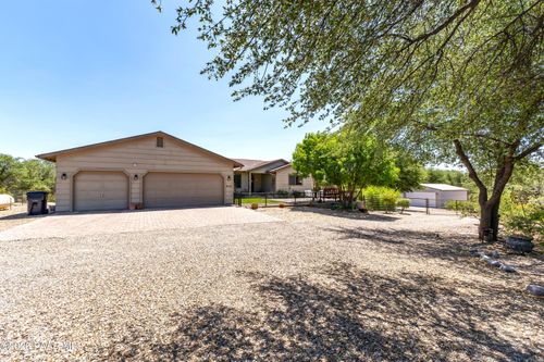 8237 N Red Oak Rd, Prescott, AZ, 86305-8719 | Card Image