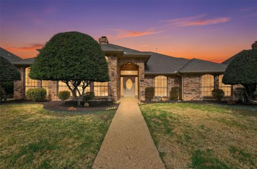 3317 Sandy Trail Ln, Plano, TX, 75023-5639 | Card Image
