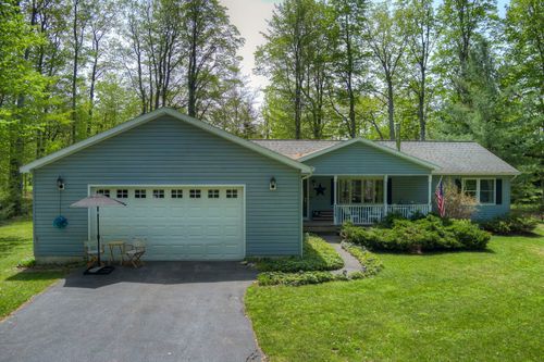 4451 S Hemlock Rd, Cedar, MI, 49621-9433 | Card Image