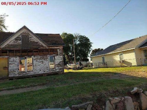505 3rd St Ne, Childress, TX, 79201-3807 | Card Image