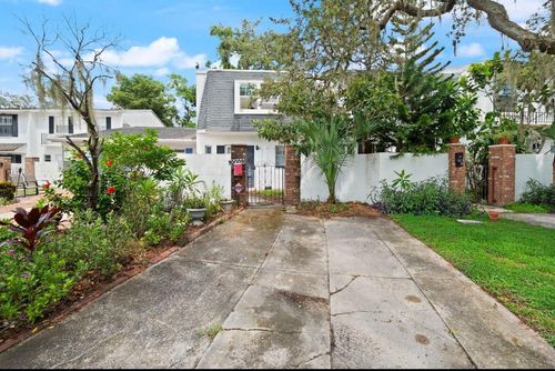 10009 N 53rd St, TEMPLE TERRACE, FL, 33617-4018 | Card Image