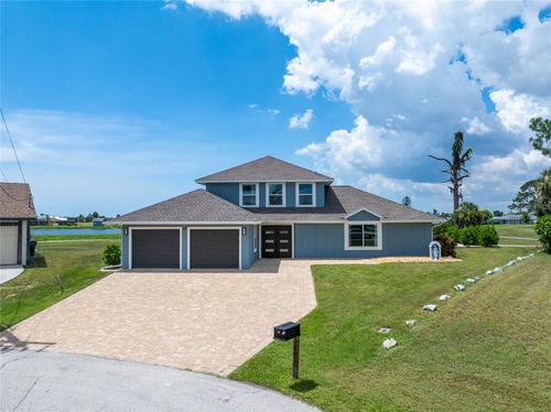 19 Pebble Beach Rd, Rotonda West, FL, 33947-2147 | Card Image