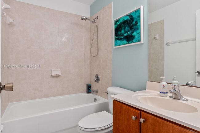 21937 Sw 88 Th Path, Townhouse with 3 bedrooms, 3 bathrooms and null parking in Cutler Bay FL | Image 7