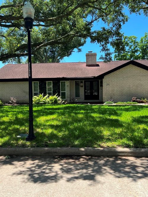 3510 Linwood St, Pearland, TX, 77581-3428 | Card Image