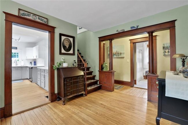 185 E Chester St, House other with 3 bedrooms, 2 bathrooms and 1 parking in Kingston NY | Image 7