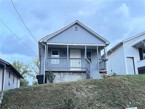 550 Broad St, Washington, PA, 15301-5527 | Card Image