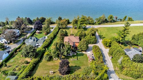 351 Hedge Rd, Sutton West, ON, L0E1R0 | Card Image