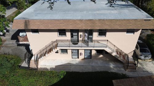 3314 Nw 8th Ave, Miami, FL, 33127-3360 | Card Image