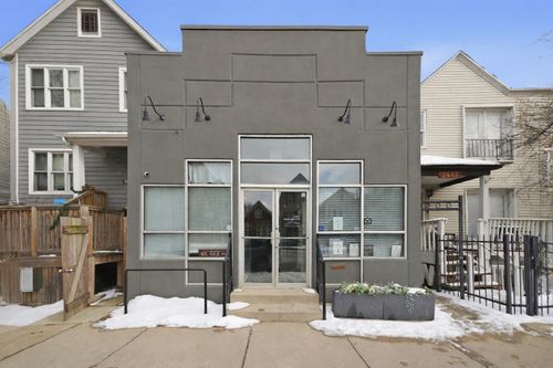 2447 N Ashland Ave, Chicago, IL, 60614-2032 | Card Image