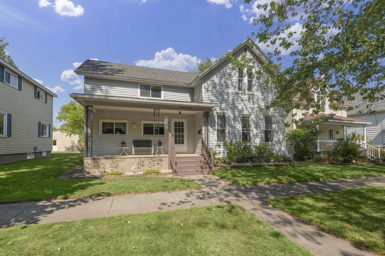 Terrace Ave, Marinette, WI 54143