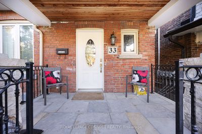 33 Beatrice St, House attached with 4 bedrooms, 3 bathrooms and 4 parking in Toronto ON | Image 3