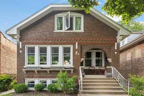2416 Elmwood Ave, Berwyn, IL, 60402-2624 | Card Image