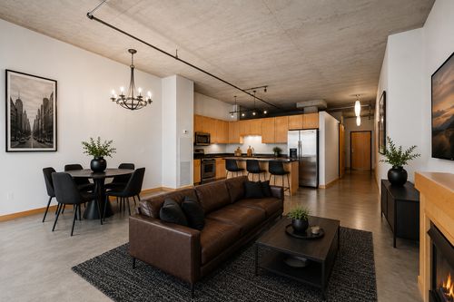 405-720 N 4th St, Minneapolis, MN, 55401-1947 | Card Image