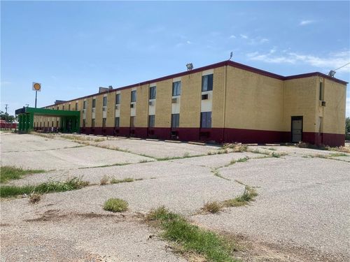 211 9th St, Canute, OK, 73626 | Card Image