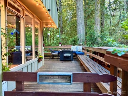 314 E Pointes Dr E, Shelton, WA, 98584-9418 | Card Image