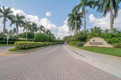 2560-2560 Cordoba Bnd, Weston, FL, 33327-2235 | Card Image
