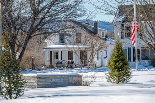 6 Park Side Dr, Jay, NY, 12941-7761 | Card Image