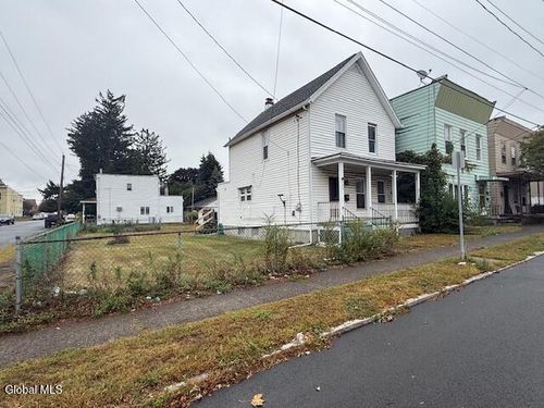 133 Bridge Ave, Cohoes, NY, 12047-3716 | Card Image