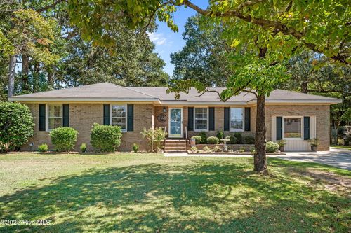 91 Rebel Rd, Snow Hill, NC, 28580-7290 | Card Image