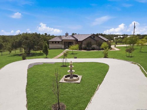 103 William Tobin, Blanco, TX, 78606-6004 | Card Image
