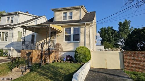 254 Illinois Ave, Paterson, NJ, 07503-1527 | Card Image