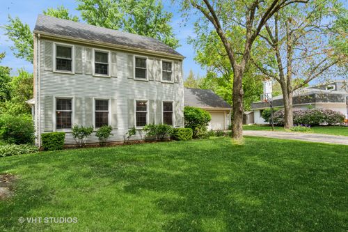 6S475 Sussex Rd, Naperville, IL, 60540-5911 | Card Image