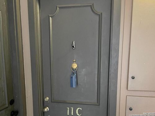 apt-11c-7711 Broadway, San Antonio, TX, 78209-3205 | Card Image