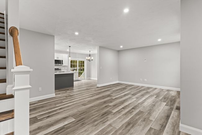 10 Leonard St, House other with 4 bedrooms, 3 bathrooms and 6 parking in Lakeville MA | Image 11