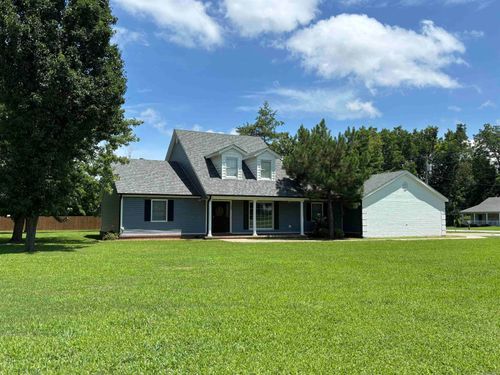 100 Charleston Dr, Walnut Ridge, AR, 72476-8552 | Card Image