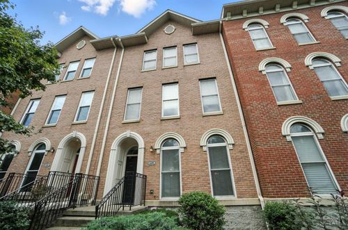 1117 Cutter St, Cincinnati, OH, 45203-3121 | Card Image
