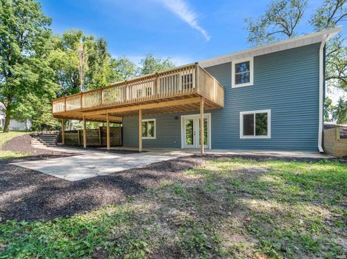 8941 E Nordman Dr, Syracuse, IN, 46567-8356 | Card Image