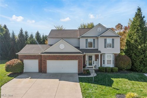 4900 Salton Dr, Brunswick, OH, 44212-6444 | Card Image