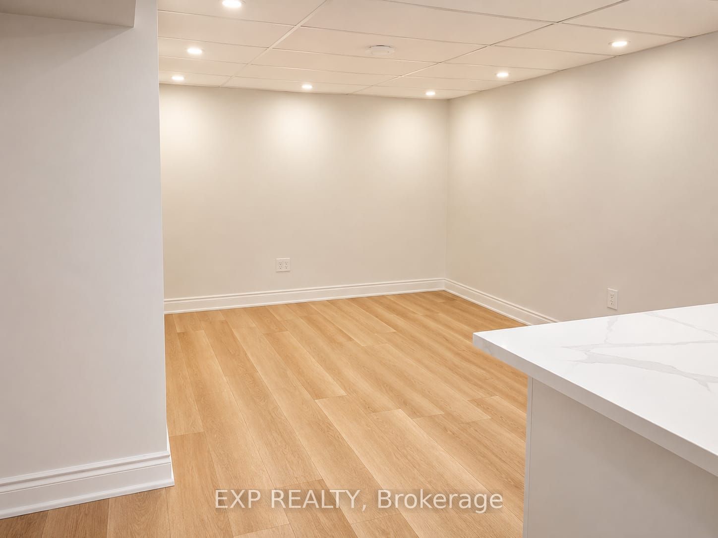 Residential Lease in Toronto E09 3