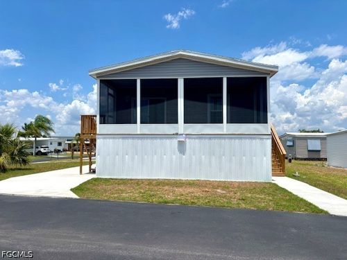 302 Shoreland Dr, FORT MYERS, FL, 33905-3161 | Card Image
