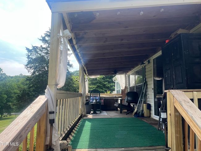 861 Hickory Tree Rd, House other with 3 bedrooms, 2 bathrooms and null parking in Bristol TN | Image 5