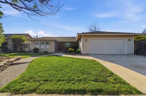 1509 Maplehill Road, Modesto, CA, 95350 | Card Image