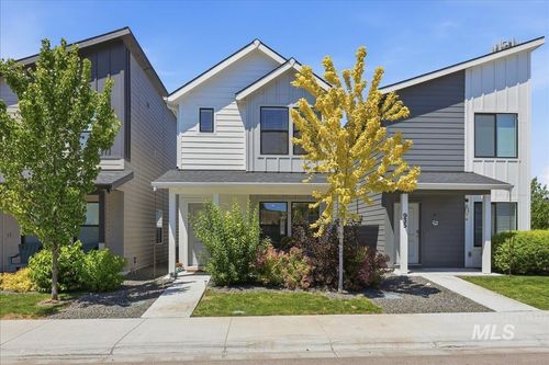 941 S Wavetrain, Boise, ID, 83709-0000 | Card Image