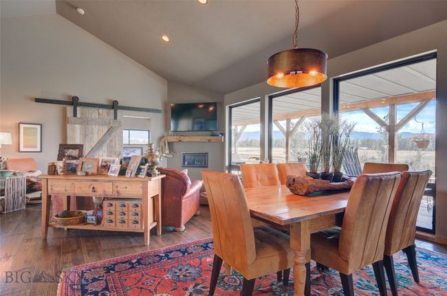 11762 Gooch Hill Rd, House other with 3 bedrooms, 3 bathrooms and null parking in Gallatin Gateway MT | Image 4