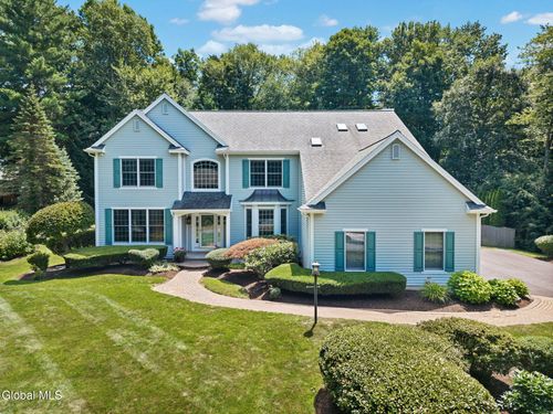 73 Robinwood Dr, Clifton Park, NY, 12065-2735 | Card Image