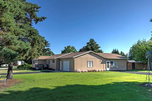 236 Antigone Dr, Hamilton, MT, 59840-3435 | Card Image