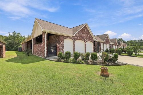23752 Monarch Pt, Springfield, LA, 70462-8152 | Card Image