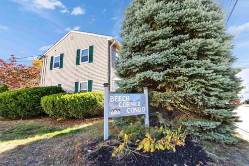 147 Beech St, Manchester, NH, 03103-5546 | Card Image