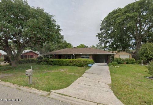 2516 Orleans Rd, Biloxi, MS, 39531-2819 | Card Image